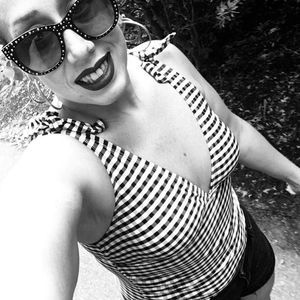 Meet your Posher, Courtney